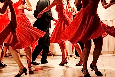 Bayi toplantısı dans grubu dans gösterisi