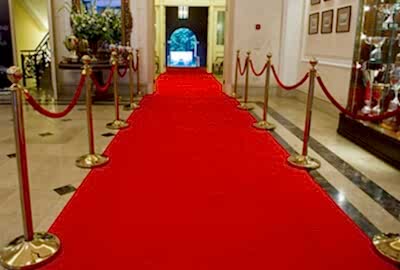 Mezuniyet Töreni Kırmızı Halı