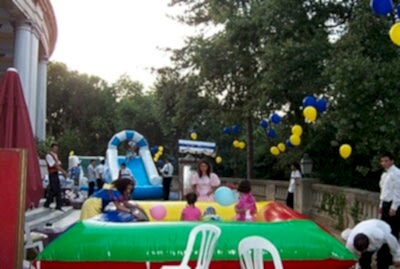 Road Show Turneler Organizasyonu şişme oyun alanları kiralama