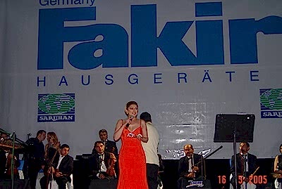 Şirket Yemeği Sanatçı sunucu temini