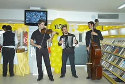 Şirket Yemeği trio ekibi