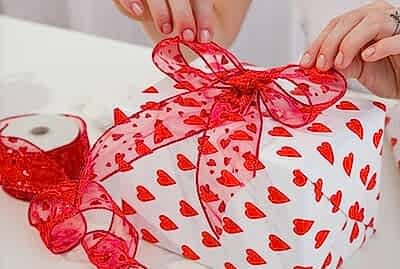 Yılbaşı Kutlamaları Hediye Servisi