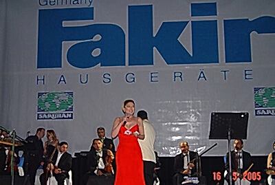 Yılbaşı Organizasyonu Sanatçı Sunucu Temini